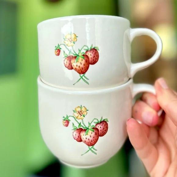 VTG Cottagecore Farmhouse Fruity Strawberry Cherry Charming Mugs Set of 2 - Picture 3 of 8